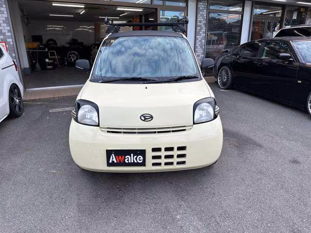 DAIHATSU ESSE