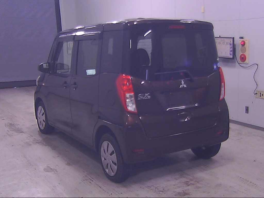 MITSUBISHI EK SPACE