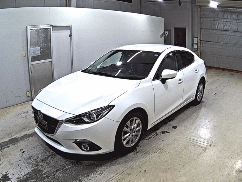MAZDA AXELA