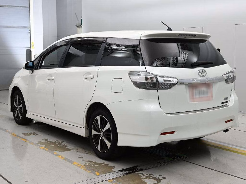 TOYOTA WISH