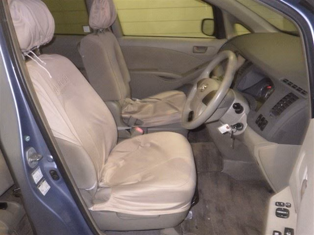 TOYOTA ISIS