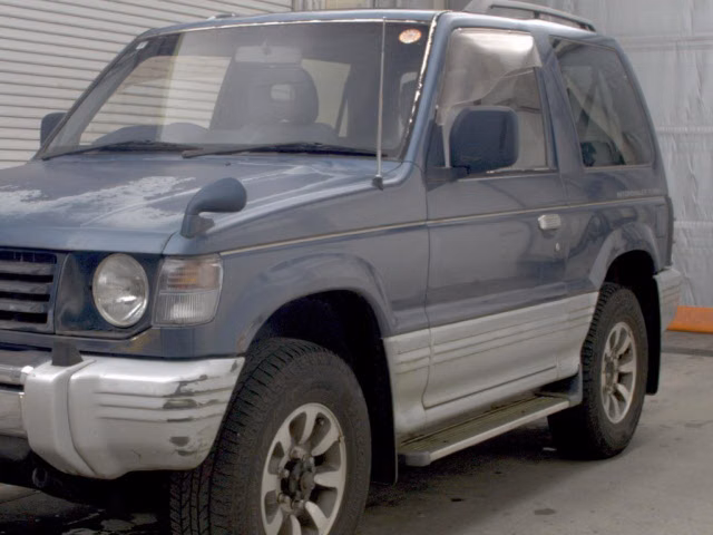 MITSUBISHI PAJERO
