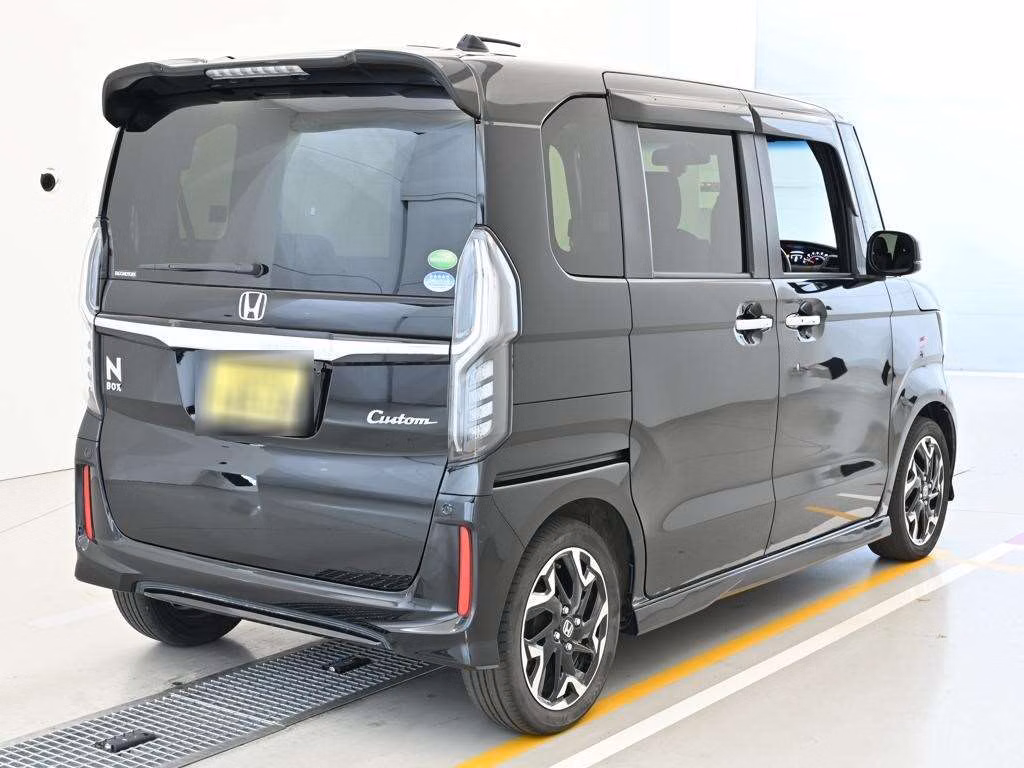 HONDA N-BOX