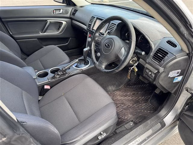 SUBARU LEGACY