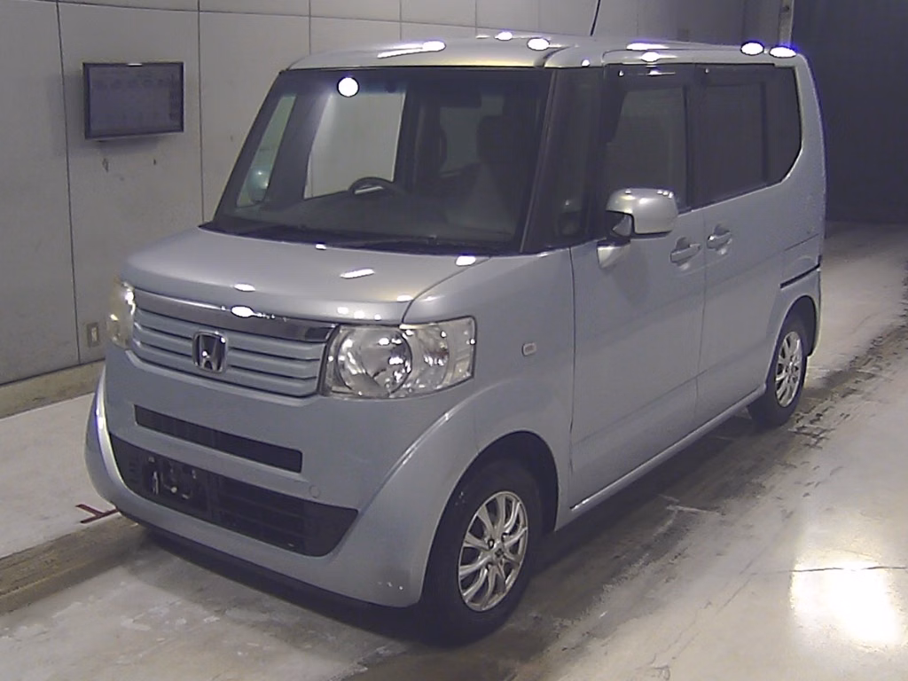 HONDA N-BOX