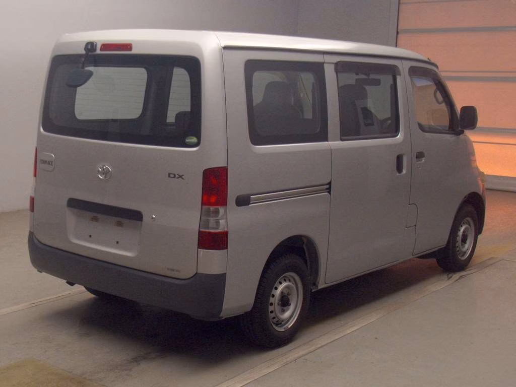 TOYOTA LITE ACE