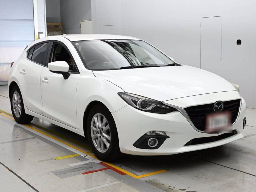 MAZDA AXELA
