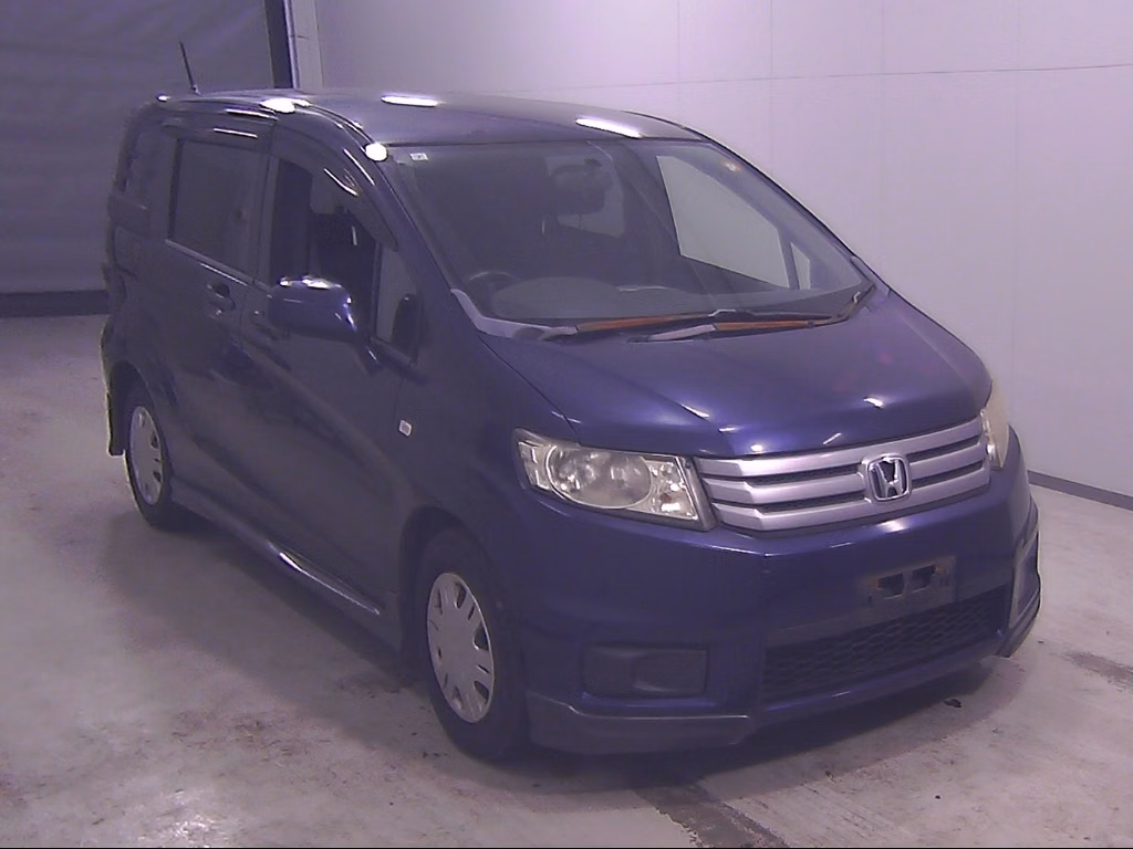 HONDA FREED SPIKE
