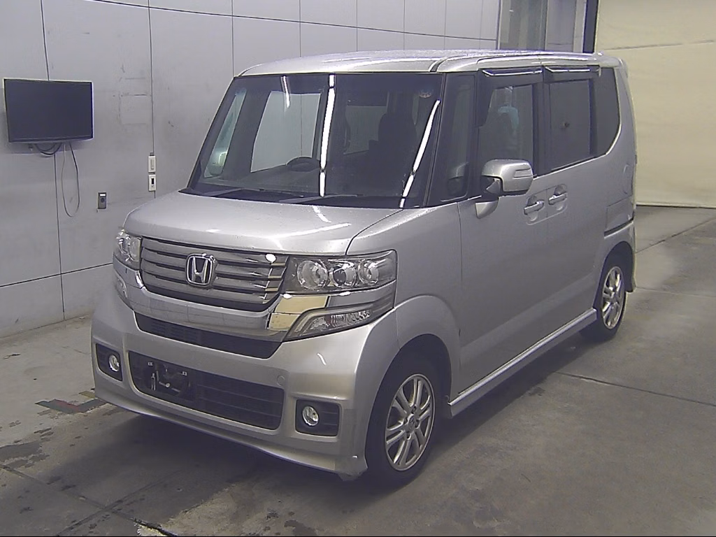 HONDA N-BOX