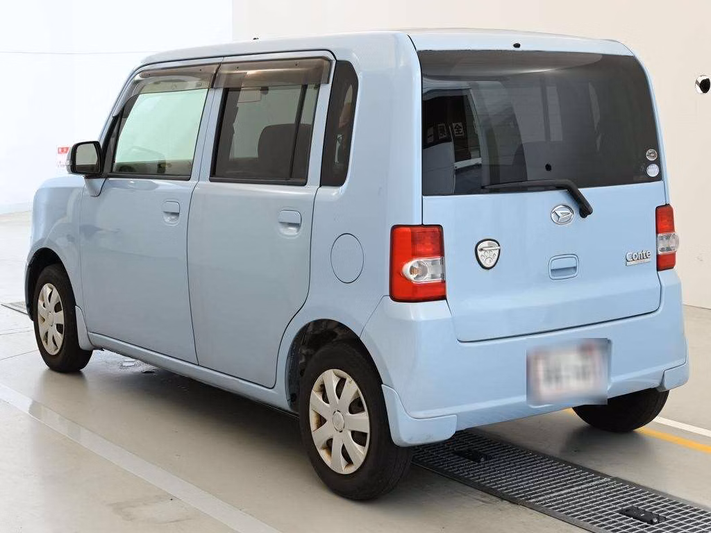 DAIHATSU MOVE CONTE