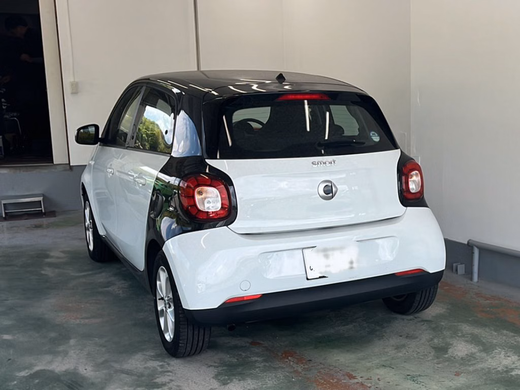 SMART FORFOUR