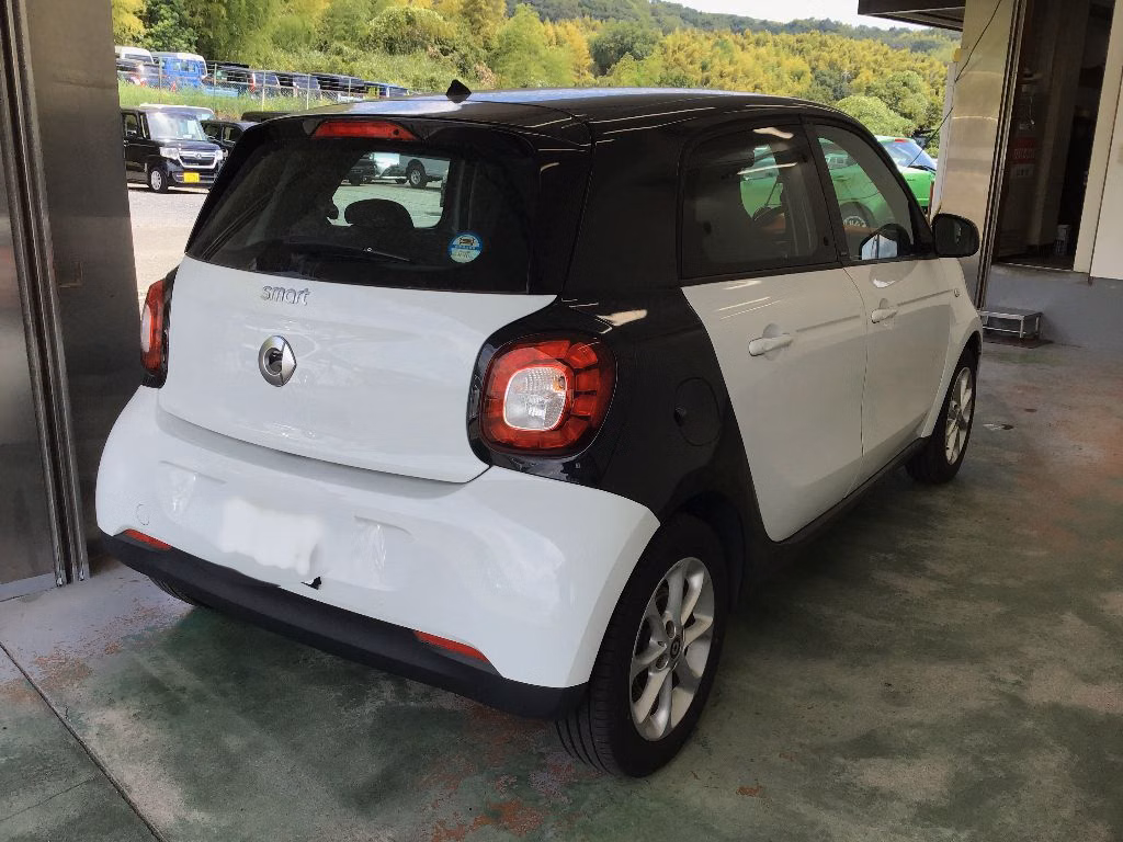 SMART FORFOUR