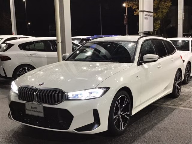 BMW 3-SERIES