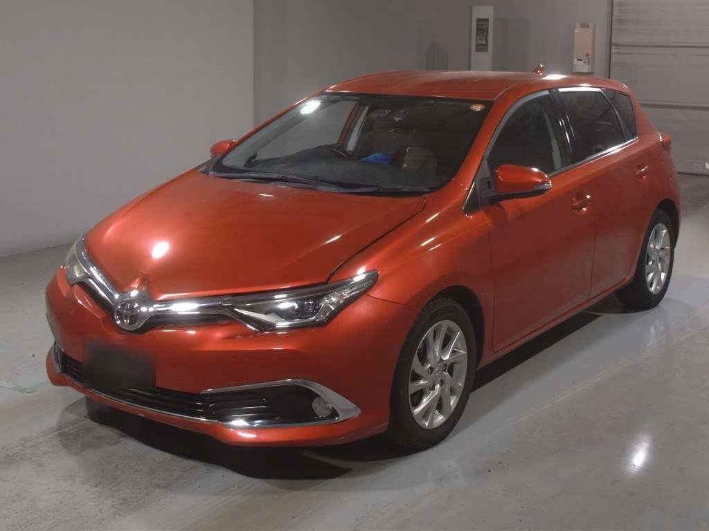 TOYOTA AURIS