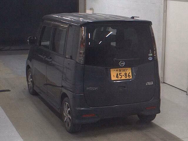 NISSAN ROOX