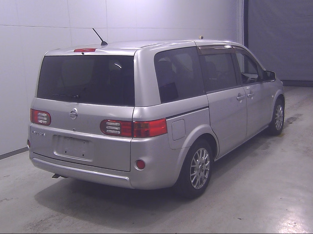 NISSAN LAFESTA
