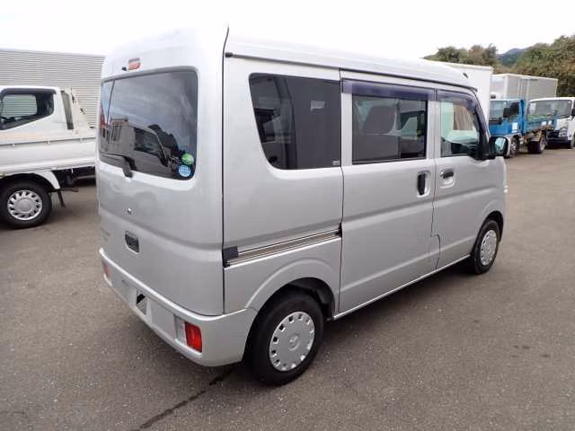 MITSUBISHI MINICAB