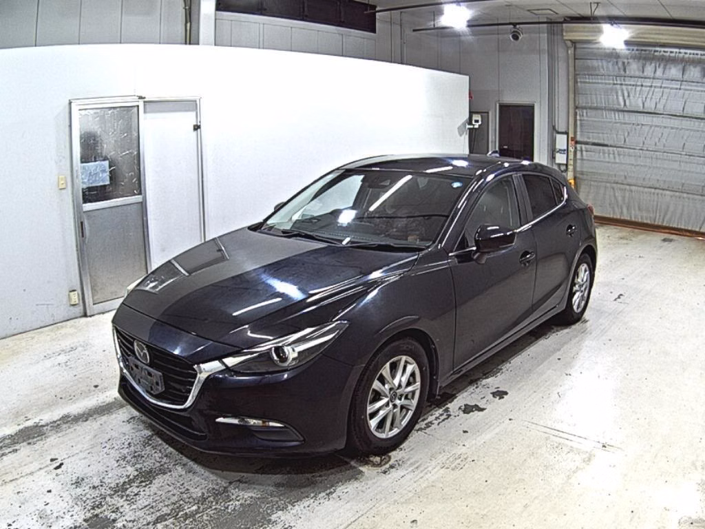MAZDA AXELA
