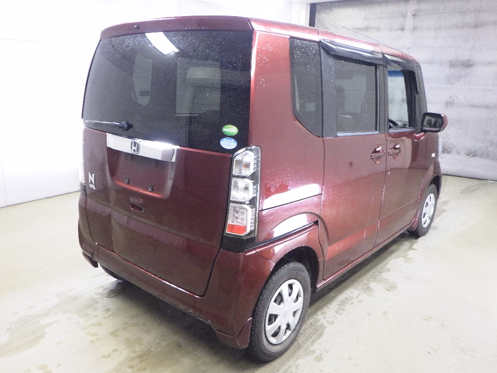 HONDA N-BOX