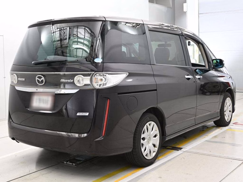 MAZDA BIANTE