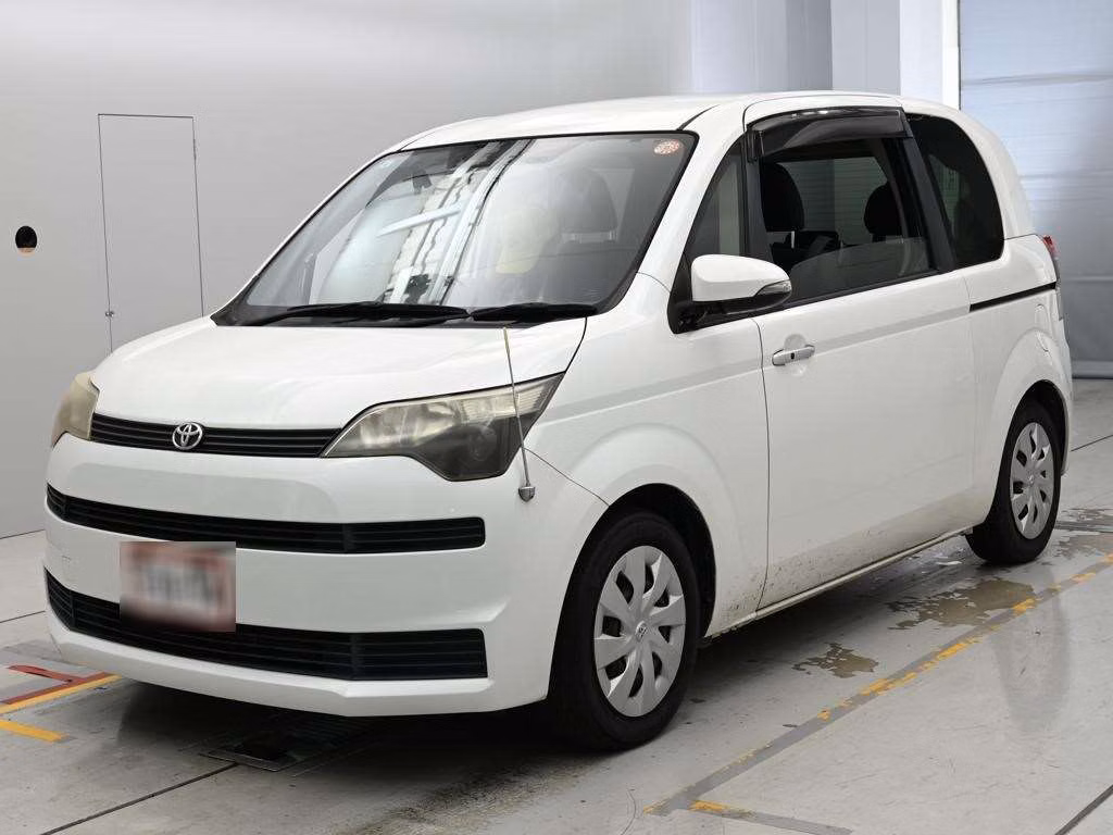TOYOTA SPADE