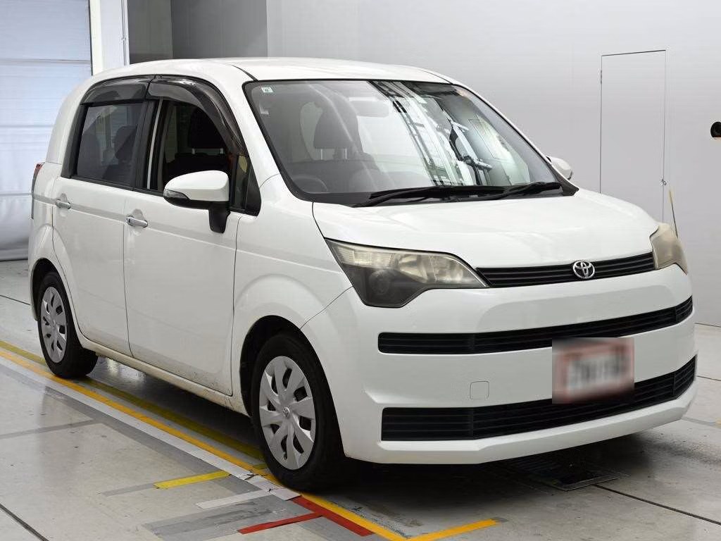 TOYOTA SPADE