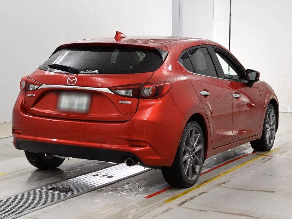 MAZDA AXELA