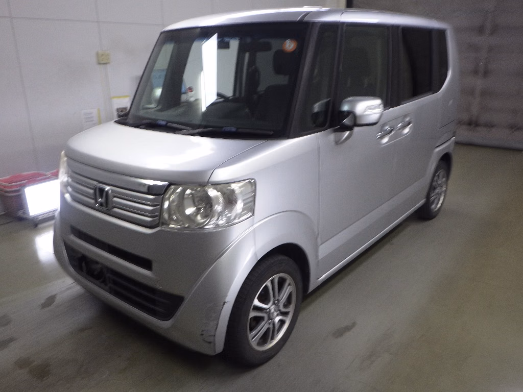 HONDA N-BOX