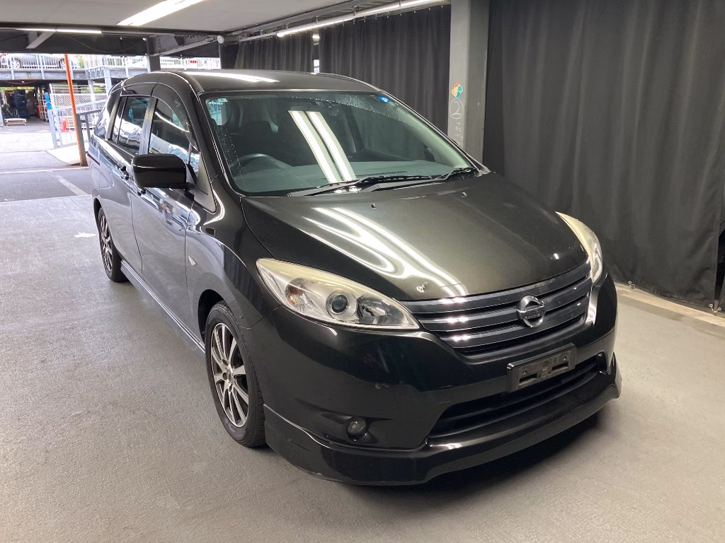 NISSAN LAFESTA