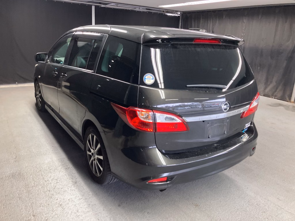 NISSAN LAFESTA
