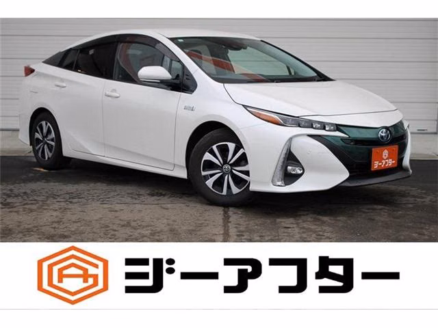 Toyota Prius PHV