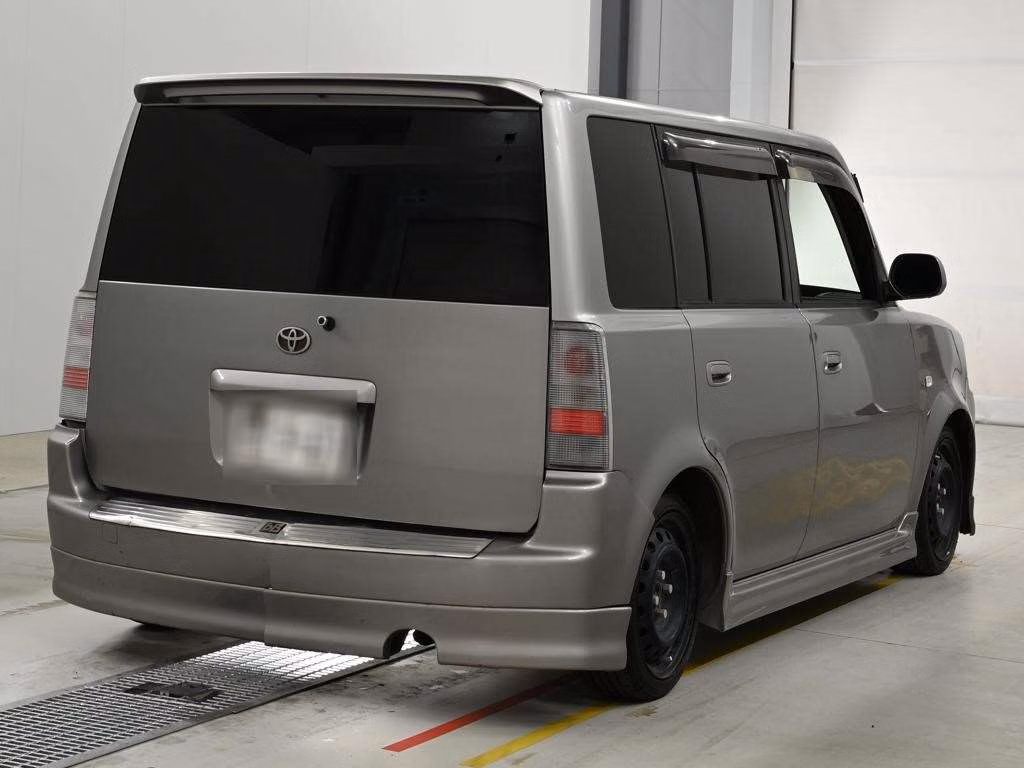 TOYOTA BB