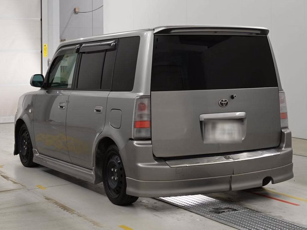 TOYOTA BB