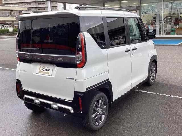 MITSUBISHI DELICA MINI
