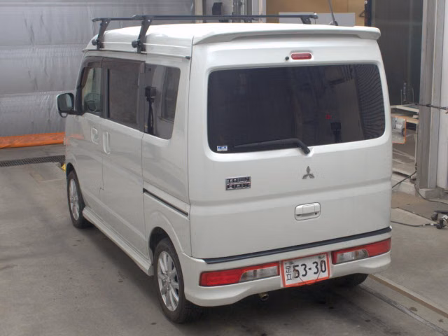 MITSUBISHI TOWN BOX