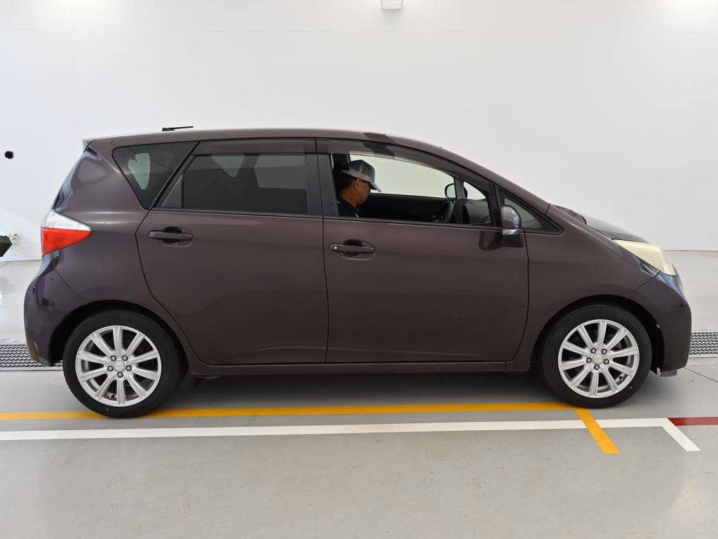 TOYOTA RACTIS