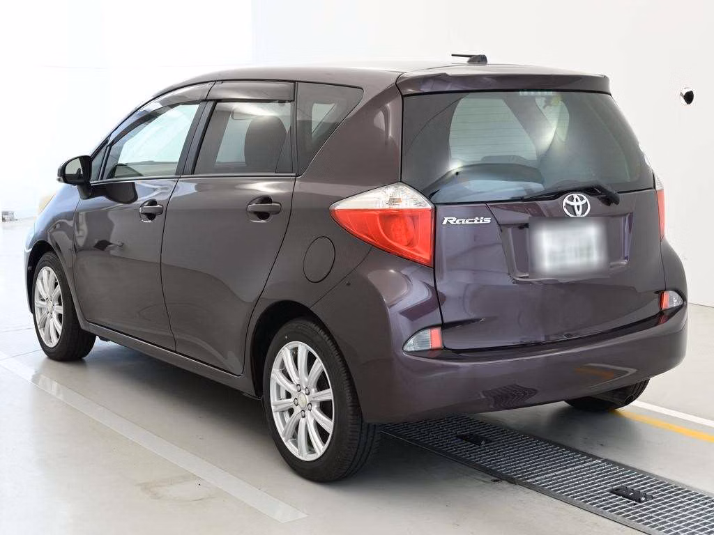TOYOTA RACTIS