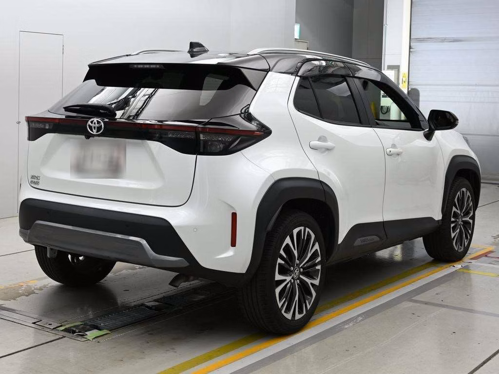 TOYOTA YARIS CROSS