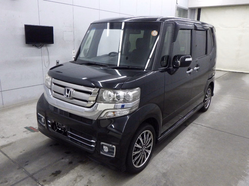 HONDA N-BOX