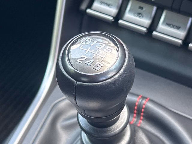 SUBARU BRZ