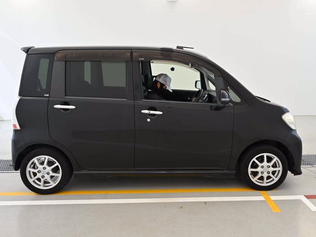 DAIHATSU TANTO EXE