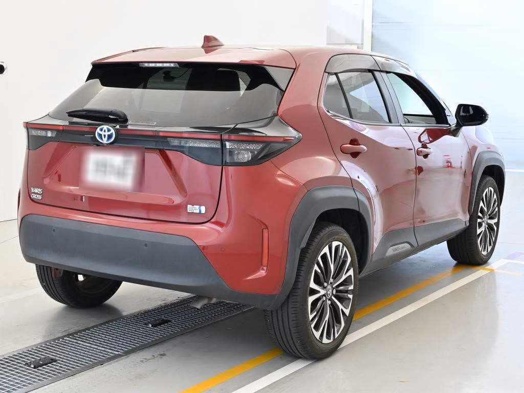 TOYOTA YARIS CROSS
