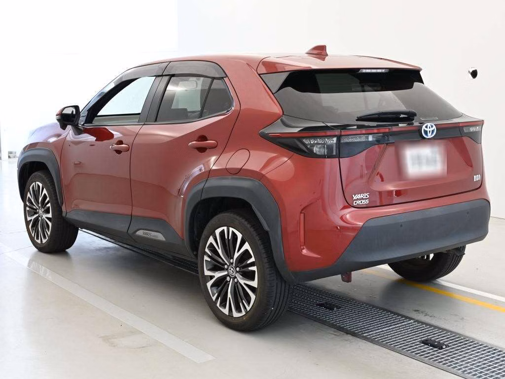 TOYOTA YARIS CROSS
