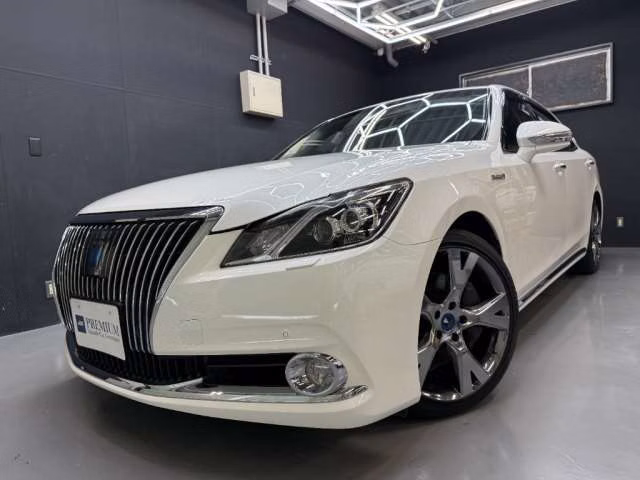 Toyota Crown Majesta