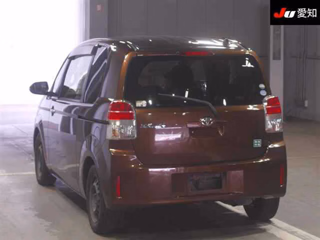 TOYOTA SPADE