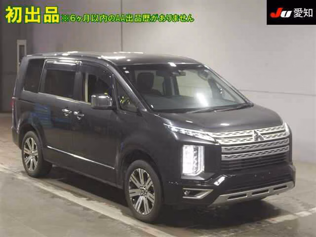 MITSUBISHI DELICA D:5