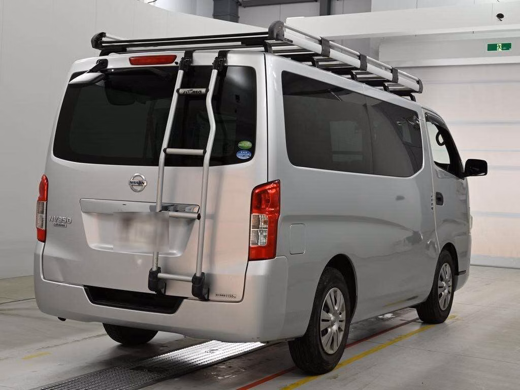 NISSAN NV350 CARAVAN