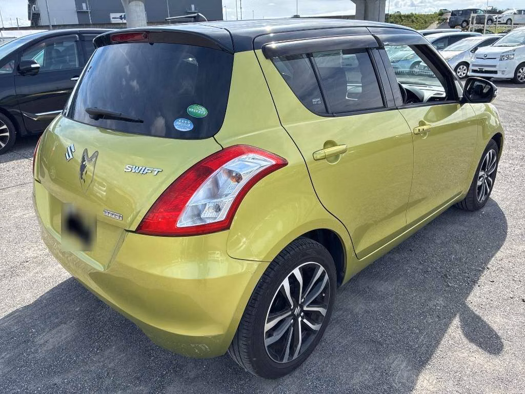 SUZUKI SWIFT