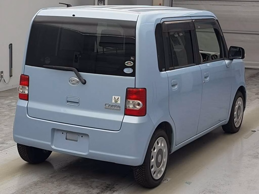 DAIHATSU MOVE CONTE