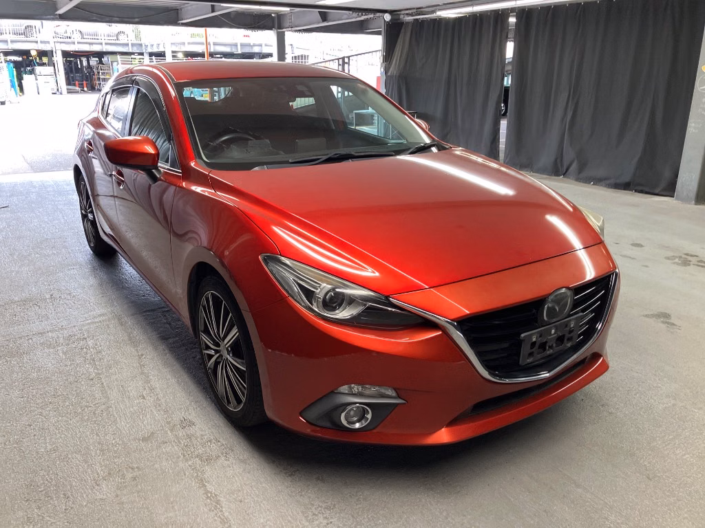 MAZDA AXELA